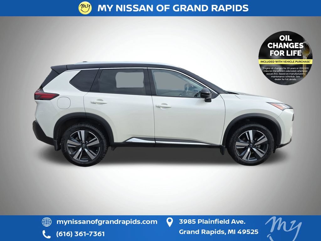 Used 2023 Nissan Rogue SL AWD/4WD image 9