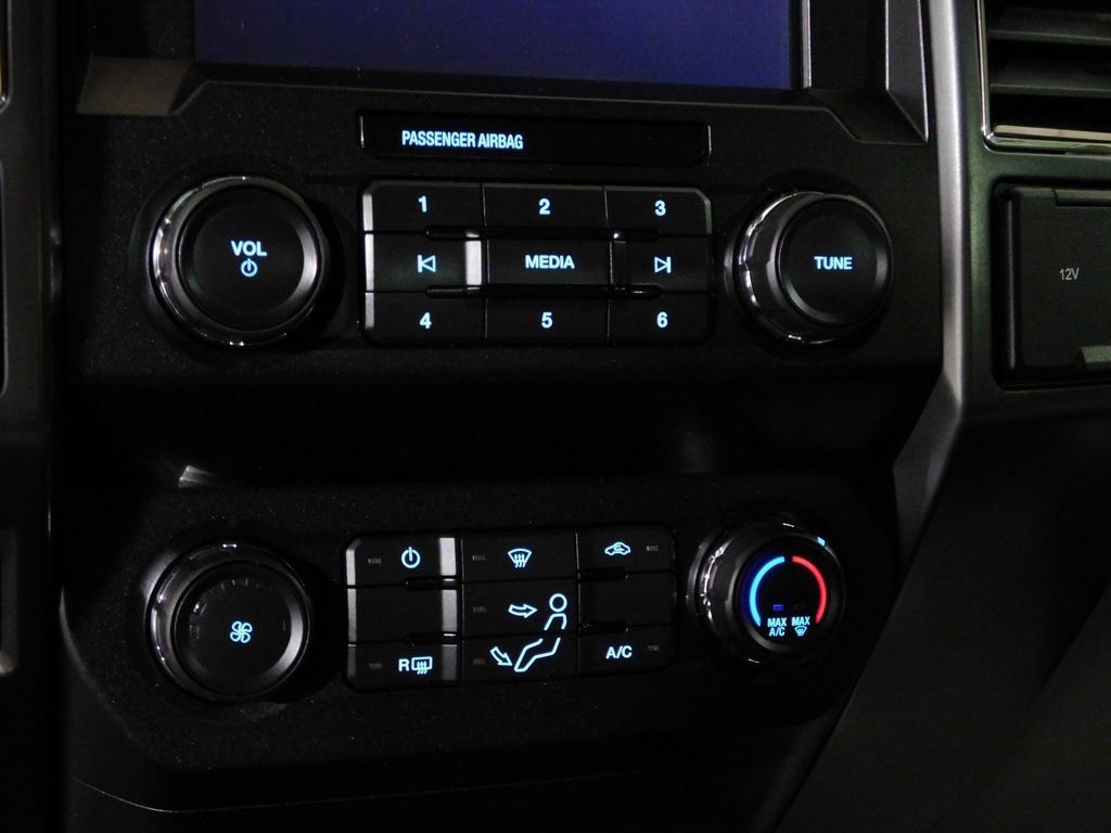 Used 2022 Ford F250 XLT w/ XLT Value Package image 60