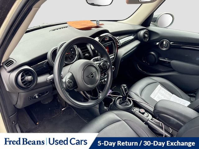 Used 2021 MINI Cooper 4-Door Hardtop FWD image 14