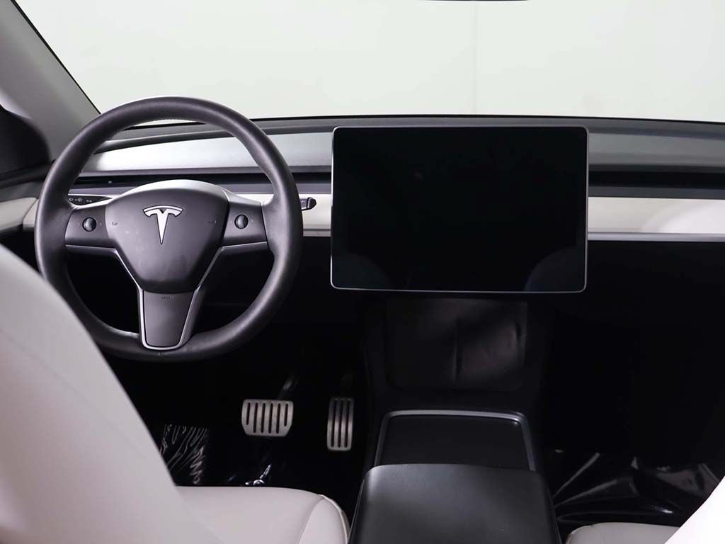 Used 2023 Tesla Model Y Performance AWD/4WD image 34