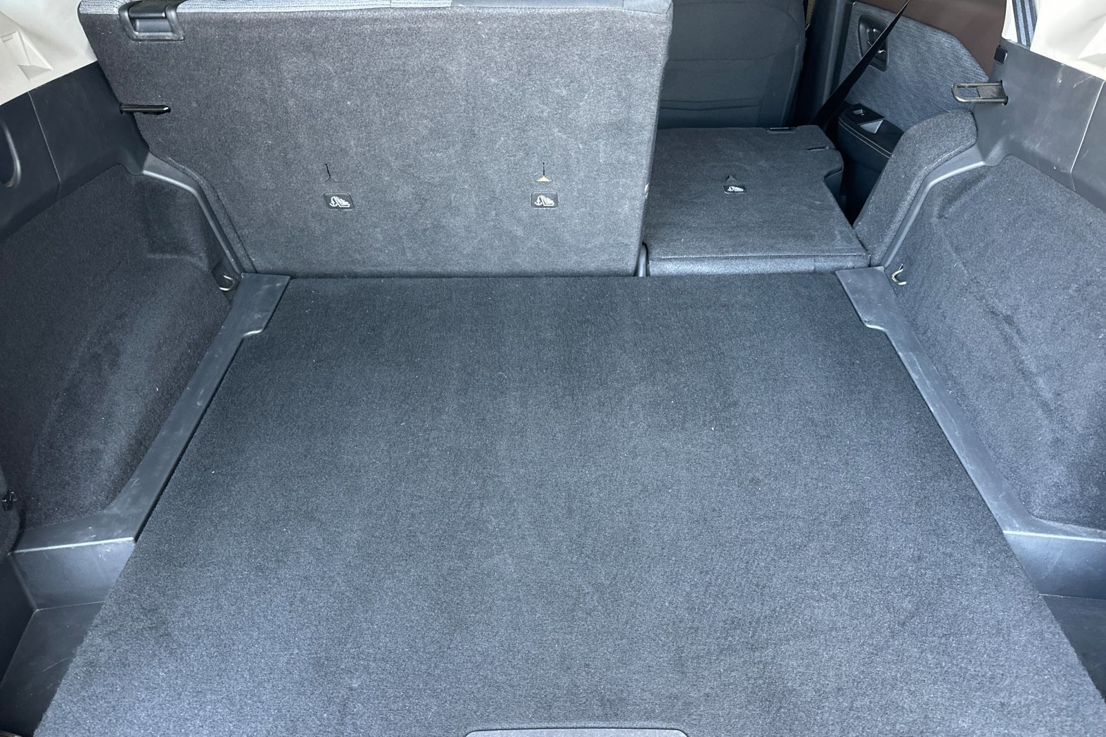 Used 2023 Nissan Rogue SV image 15