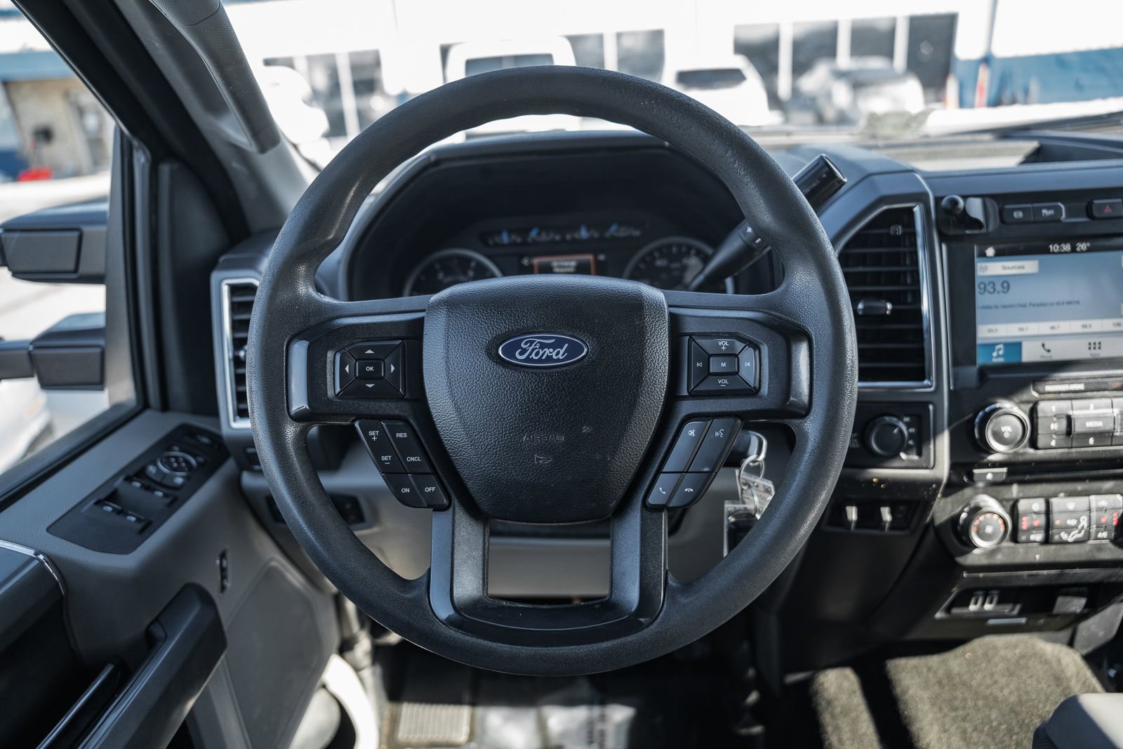 Used 2017 Ford F250 XLT w/ XLT Premium Package image 37