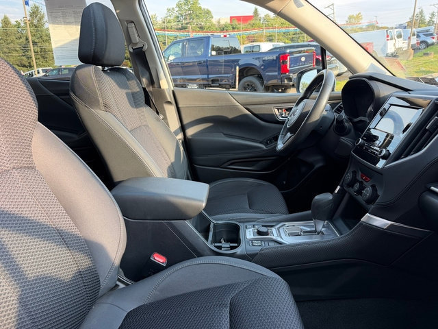Used 2024 Subaru Forester Premium AWD/4WD image 10