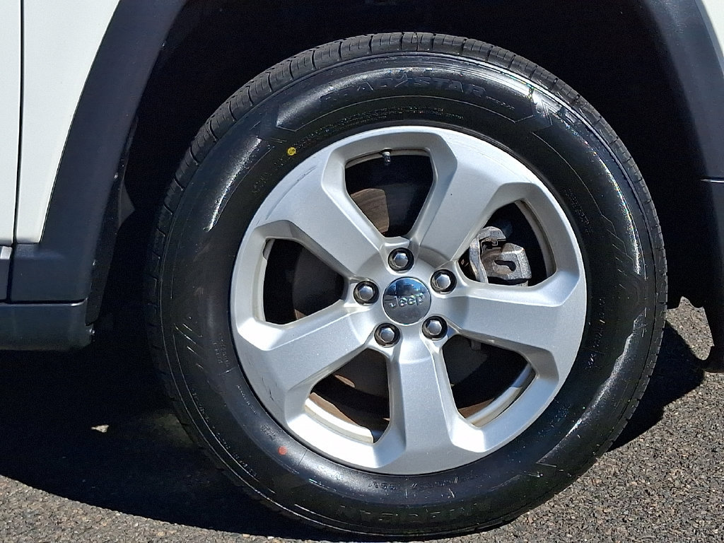 Used 2018 Jeep Compass Latitude AWD/4WD image 8