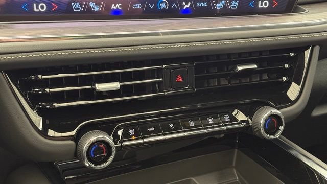 New 2026 Chevrolet Suburban Premier AWD/4WD image 48