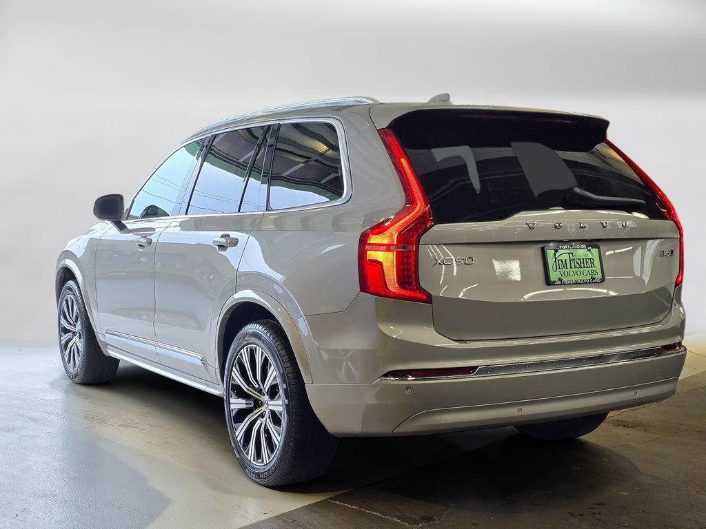 Certified 2025 Volvo XC90 B6 Core w/ Climate Package image 7