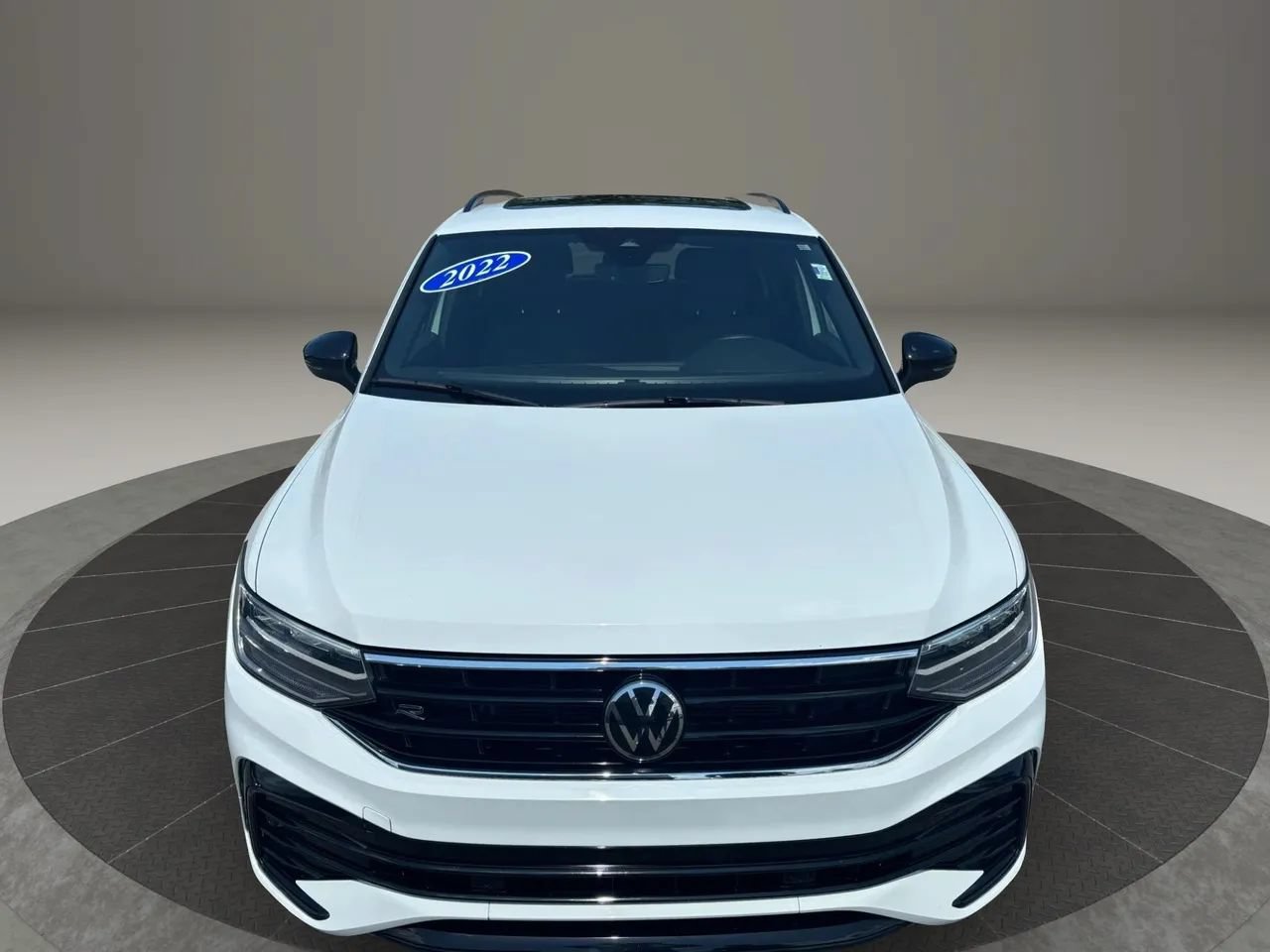 Used 2022 Volkswagen Tiguan SE R-Line AWD/4WD image 12