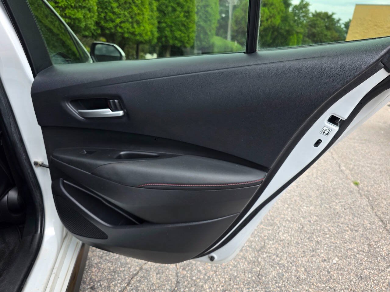 Used 2023 Toyota Corolla XSE FWD image 27