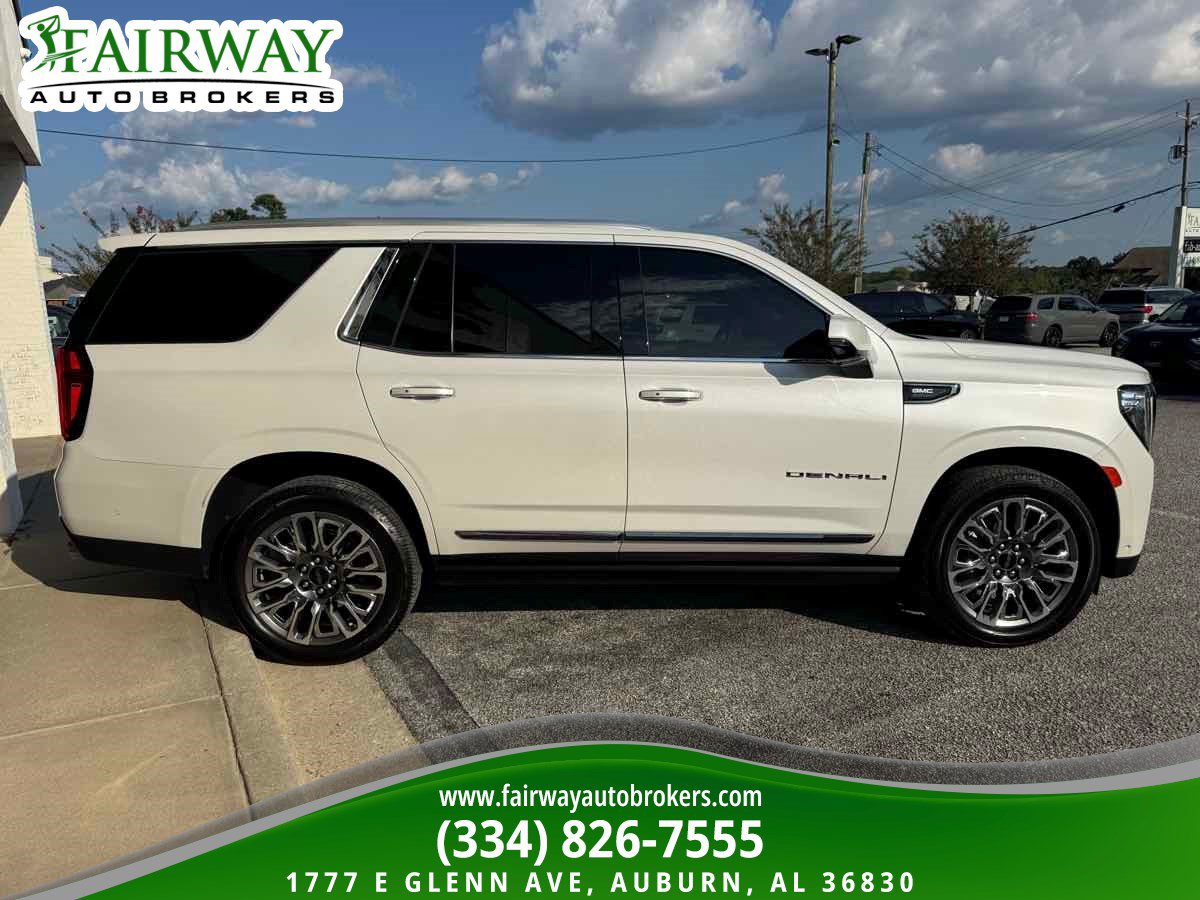 Used 2023 GMC Yukon Denali Ultimate AWD/4WD image 5