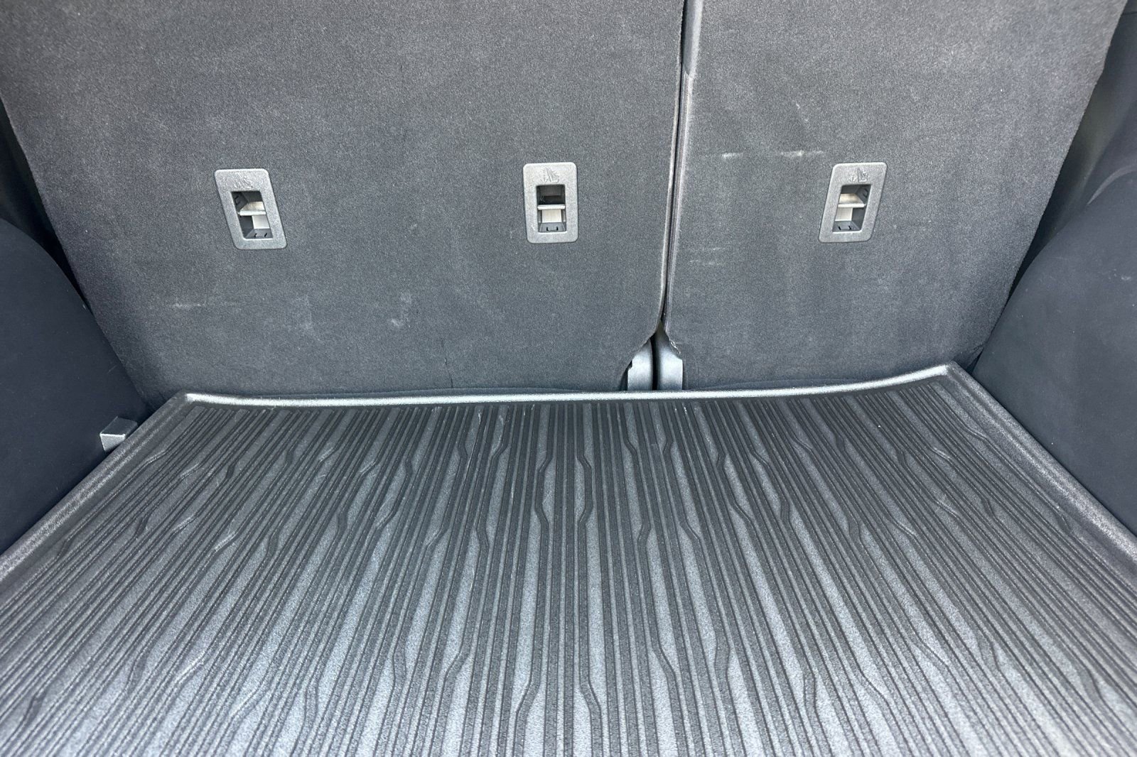 Used 2025 Ford Escape ST-Line Elite w/ Premium Technology Package image 20