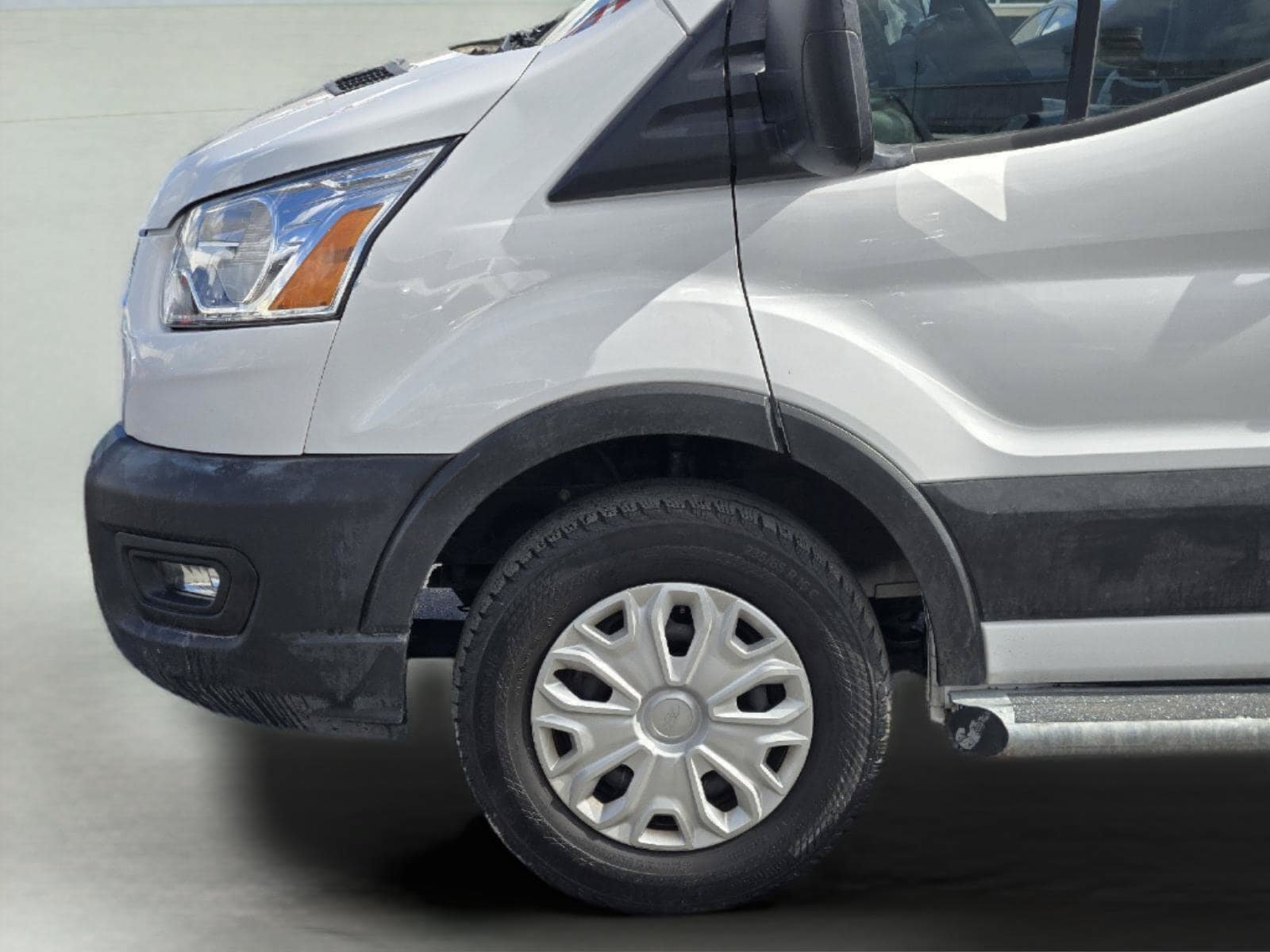 Used 2022 Ford Transit 250 Low Roof w/ Exterior Upgrade Package RWD image 9