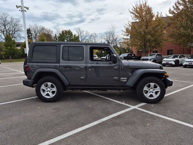 Used 2019 Jeep Wrangler Unlimited Sport S AWD/4WD image 4