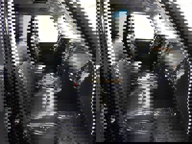 Used 2015 INFINITI QX80 Luxe w/ 22" Wheel Package image 27