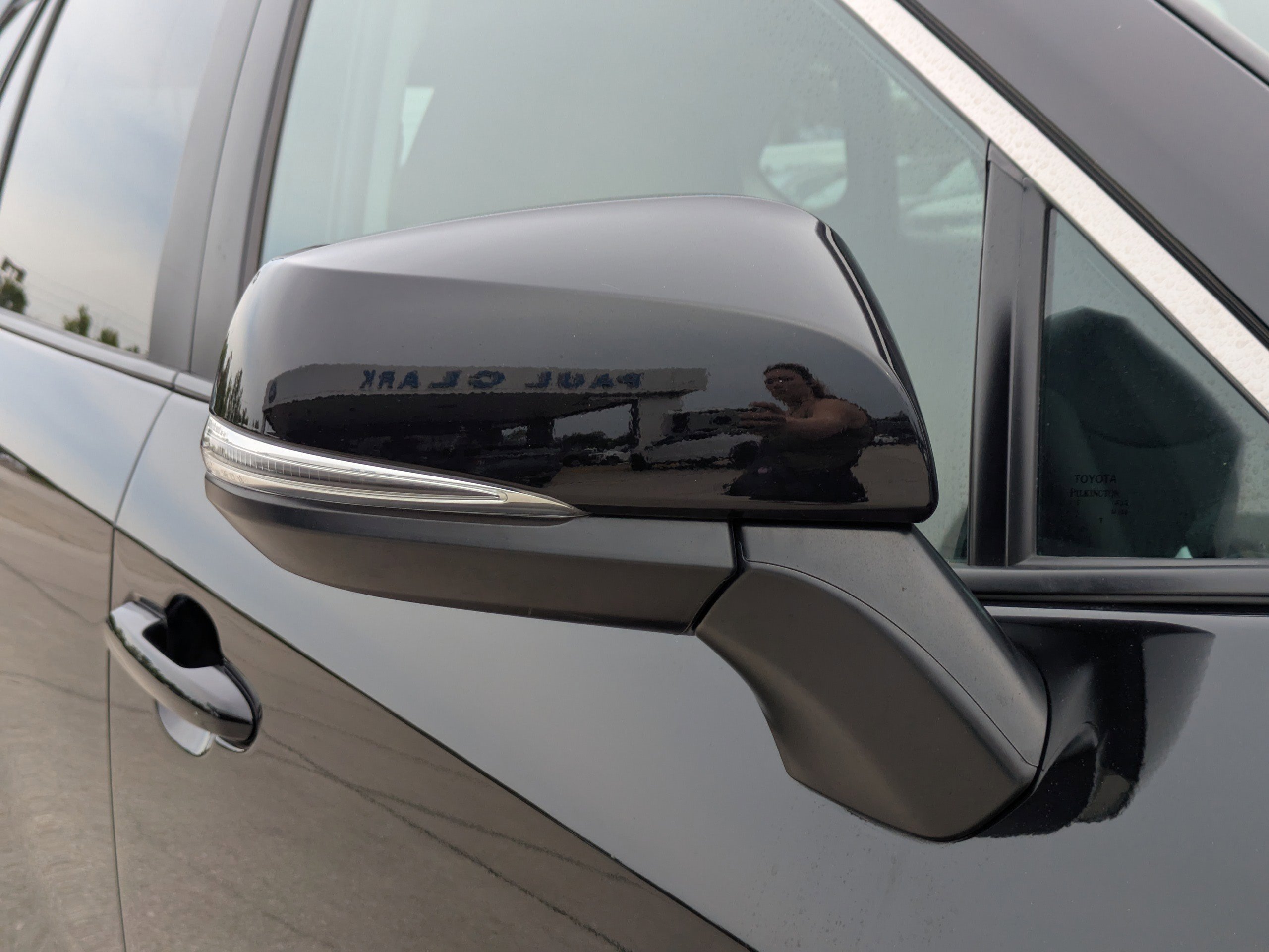 Used 2023 Toyota RAV4 LE image 11