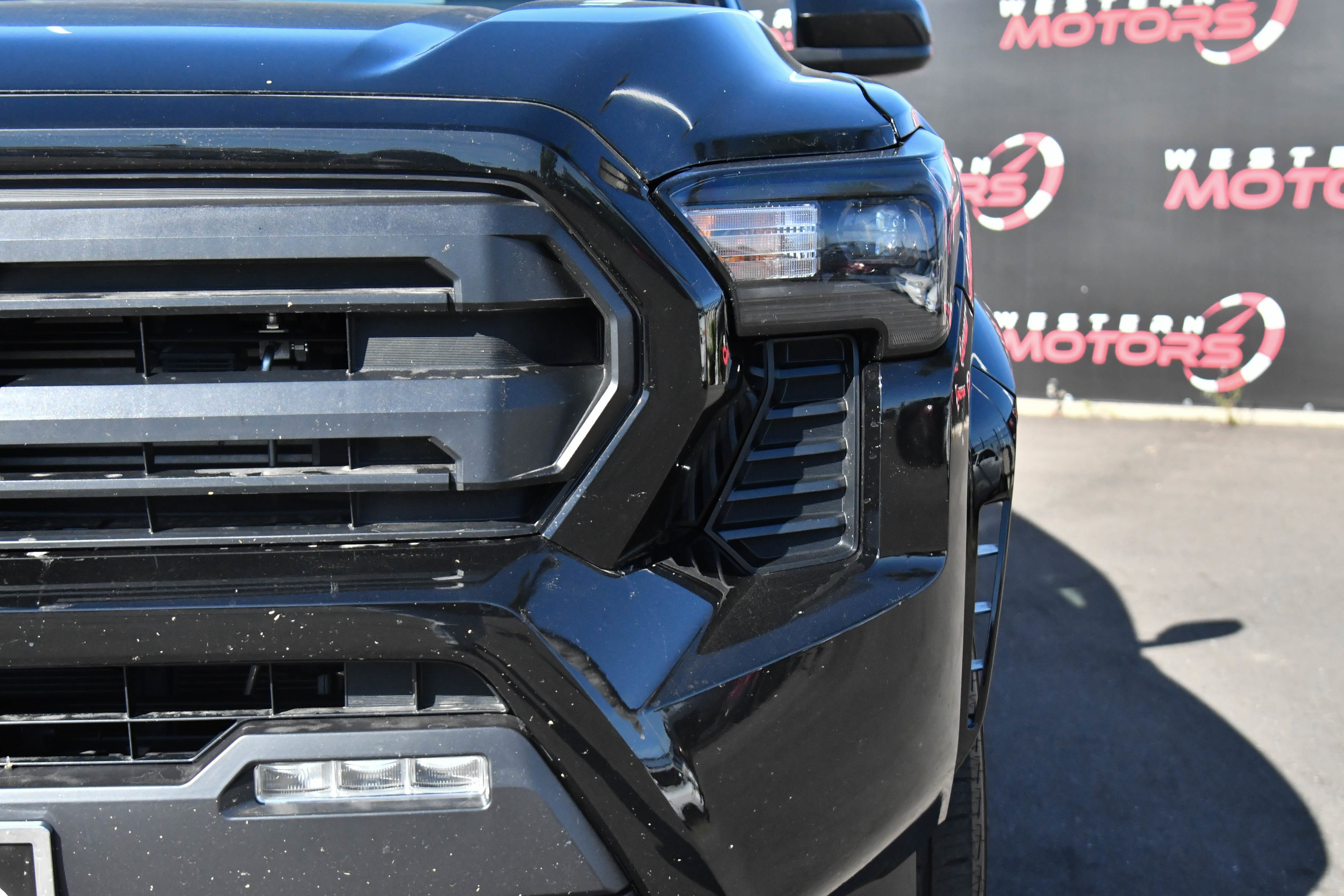 Used 2024 Toyota Tacoma SR5 image 11