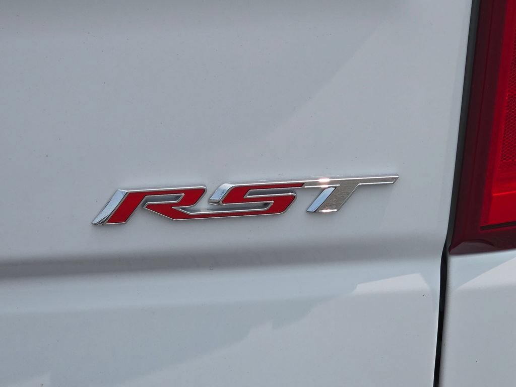 Used 2026 Chevrolet Silverado 1500 RST w/ RST Select Package RWD image 14