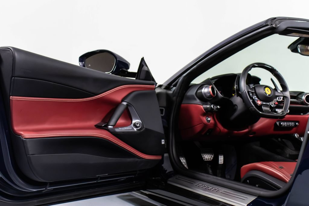 Certified 2023 Ferrari 812 GTS RWD image 34