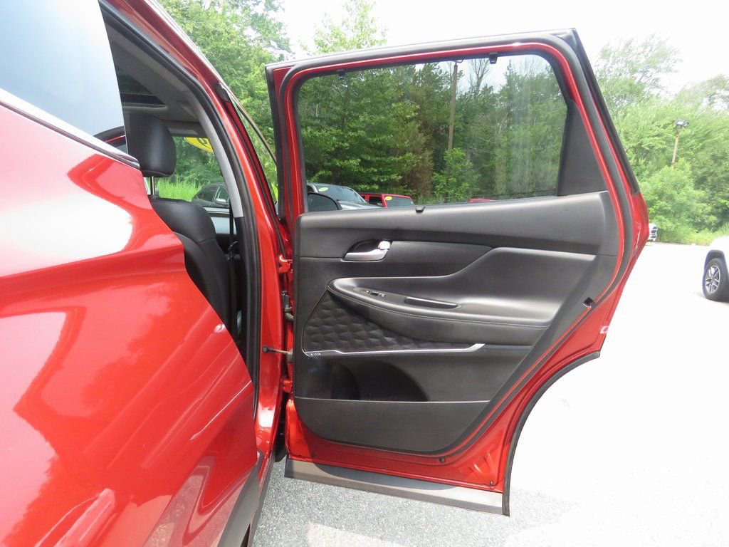 Used 2019 Hyundai Santa Fe FWD image 16