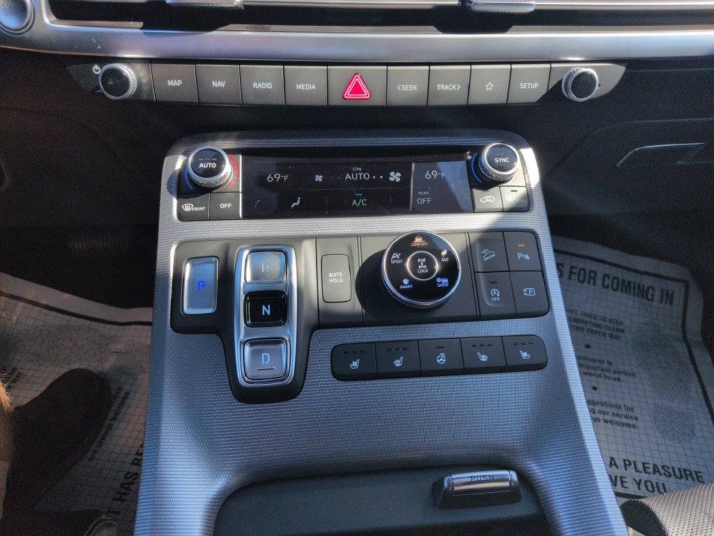 Used 2025 Hyundai Palisade Calligraphy AWD/4WD image 18