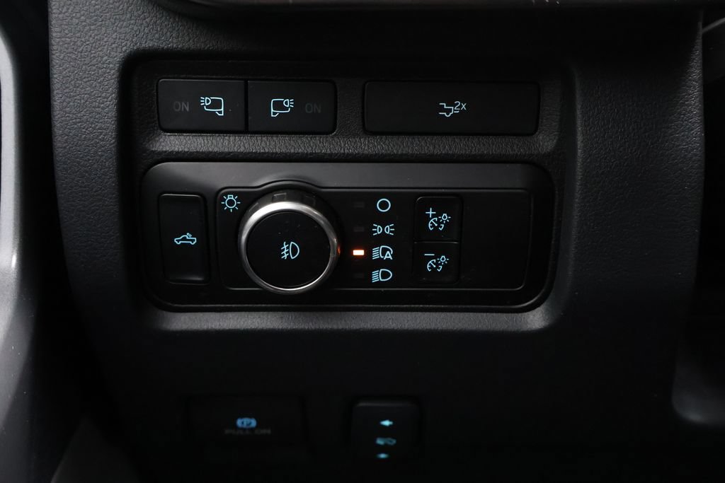 Used 2023 Ford F250 Lariat w/ Sport Appearance Package AWD/4WD image 42