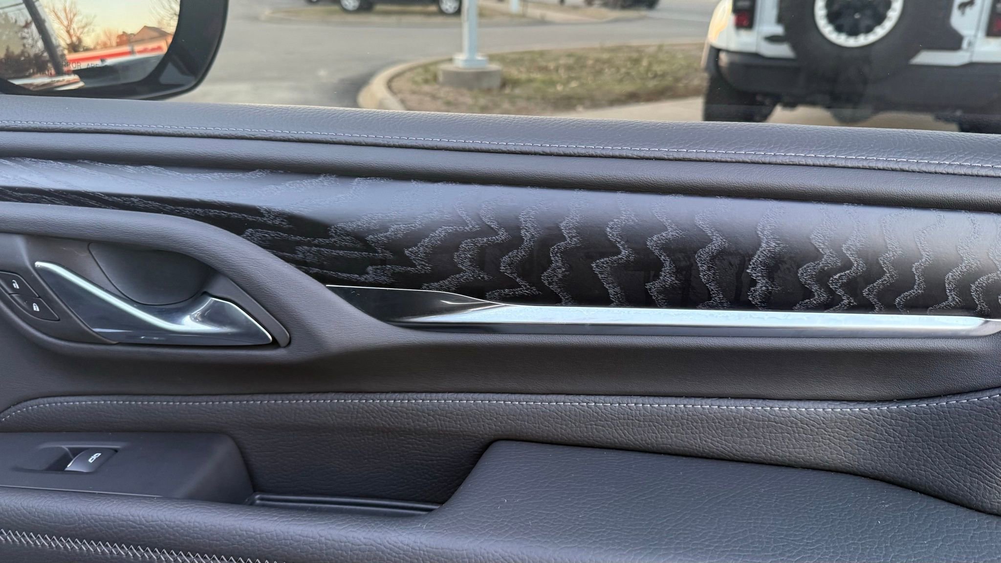 Used 2024 GMC Yukon XL Denali w/ Advanced Technology Package image 20