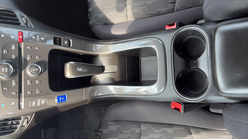 Used 2014 Chevrolet Volt w/ Enhanced Safety Package 1 FWD image 15
