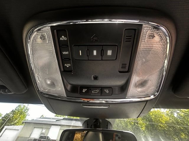 Used 2017 Jeep Grand Cherokee Limited AWD/4WD image 27