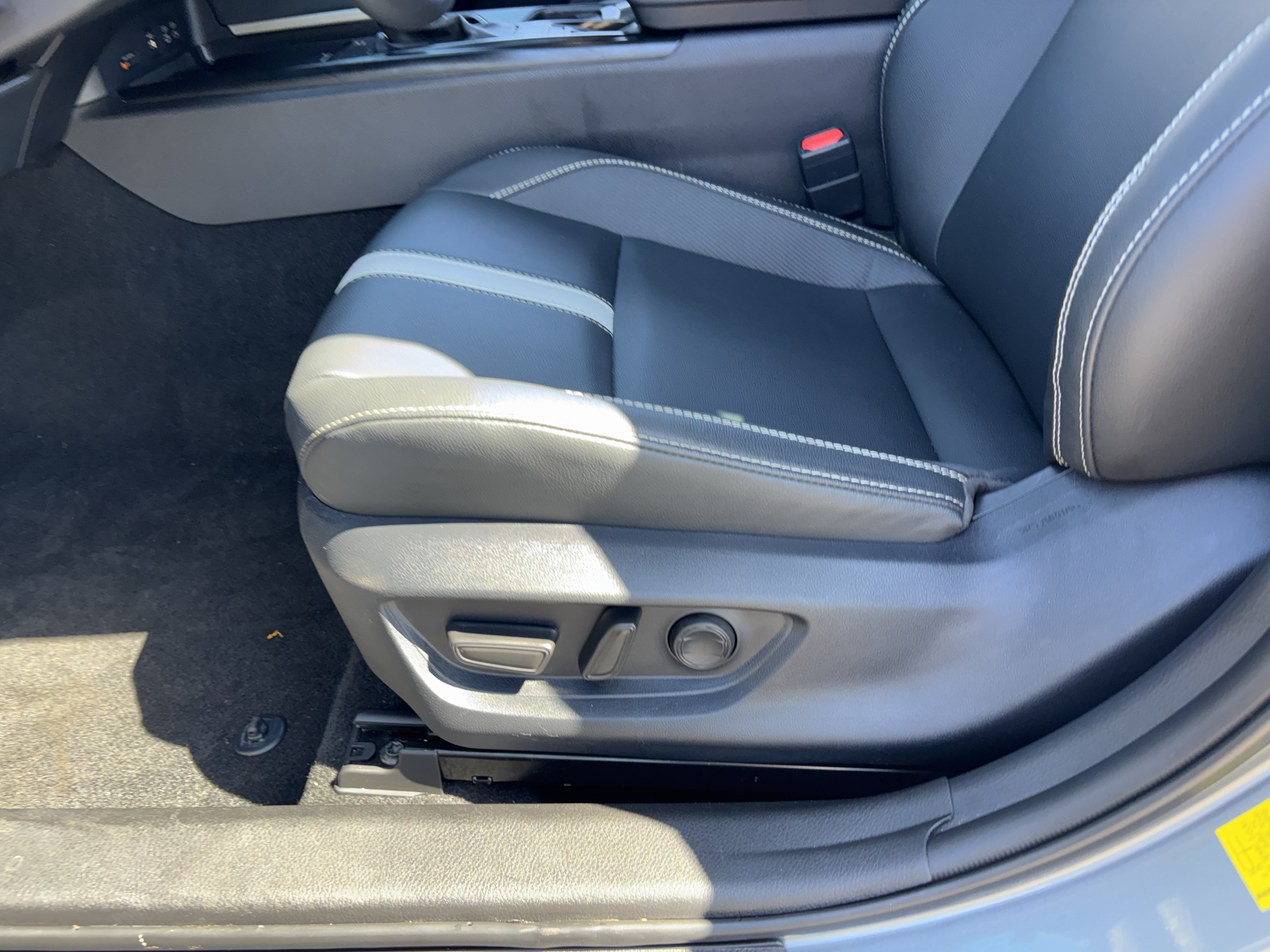 Used 2026 Toyota Camry SE w/ Convenience Package FWD image 20