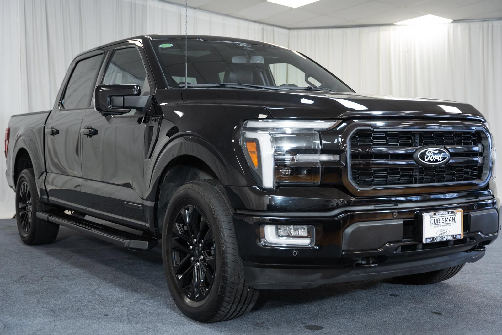 Used 2024 Ford F150 Lariat w/ Equipment Group 502A High AWD/4WD image 1