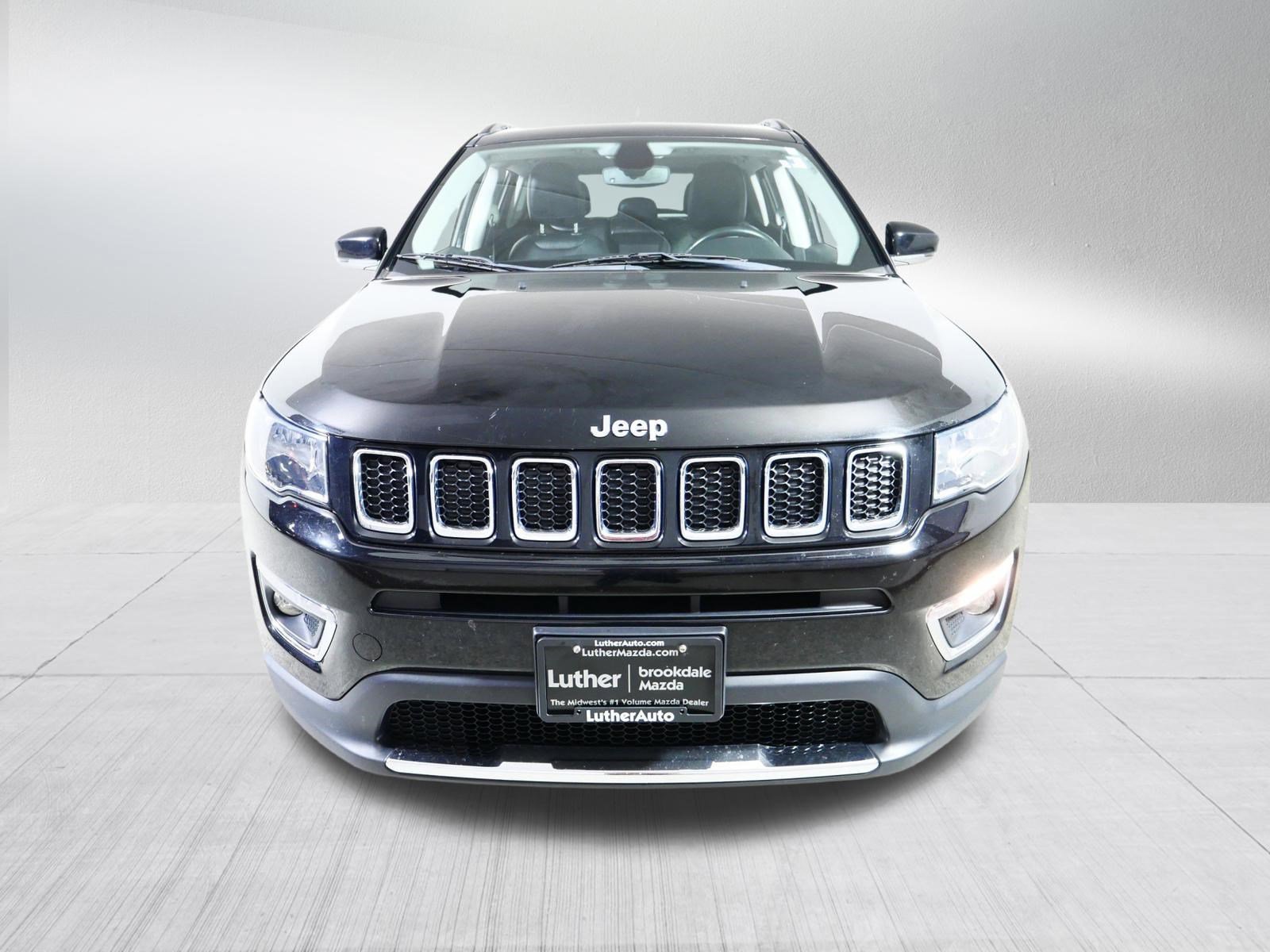 Used 2018 Jeep Compass Limited AWD/4WD image 2