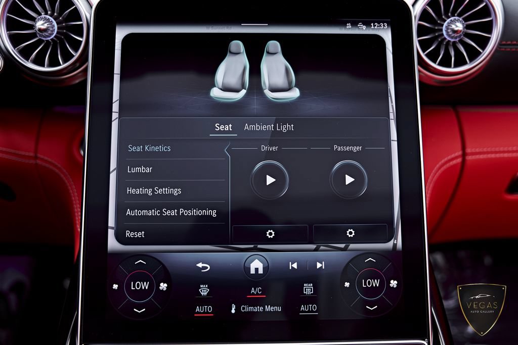 Used 2025 Mercedes-Benz SL 43 AMG w/ Driver Assistance Package image 85