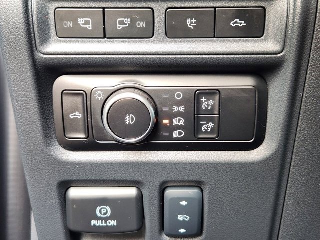 Used 2024 Ford F150 Platinum w/ Equipment Group 702A High image 21