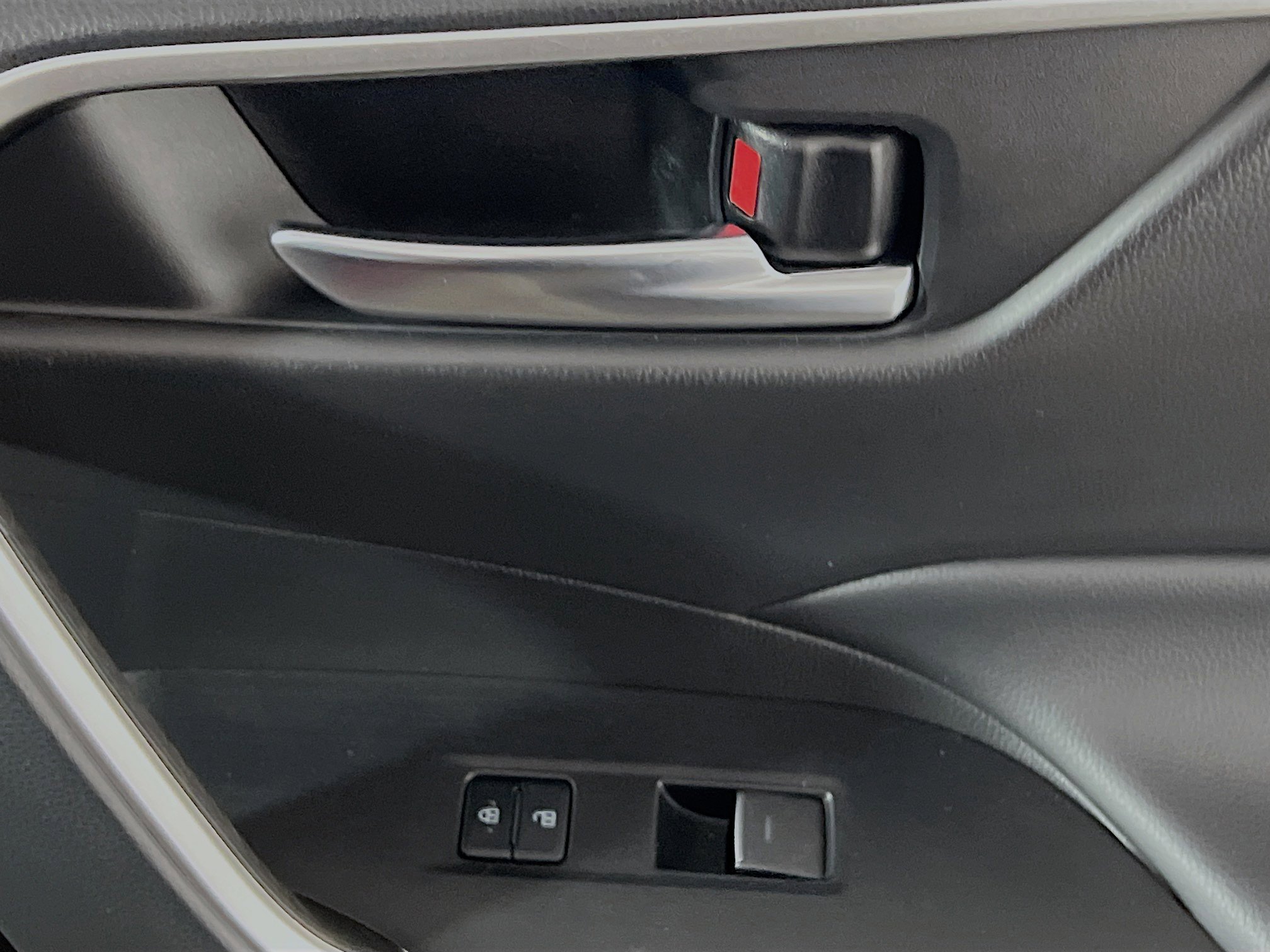 Used 2023 Toyota RAV4 XLE Premium image 32