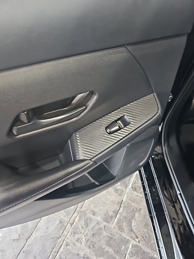 Used 2025 Nissan Sentra SV image 21