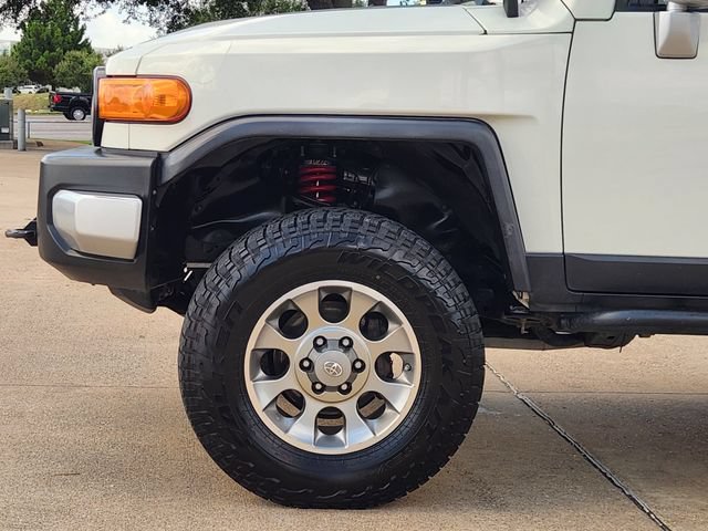 Used 2012 Toyota FJ Cruiser 4WD w/ Upgrade Pkg image 5