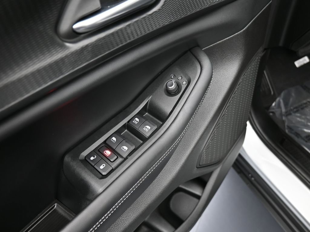 Used 2024 Jeep Grand Cherokee L Laredo w/ Luxury Tech Group I image 13