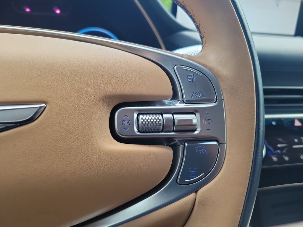 Certified 2024 Genesis GV80 3.5T w/ Prestige Matte Package AWD/4WD image 25