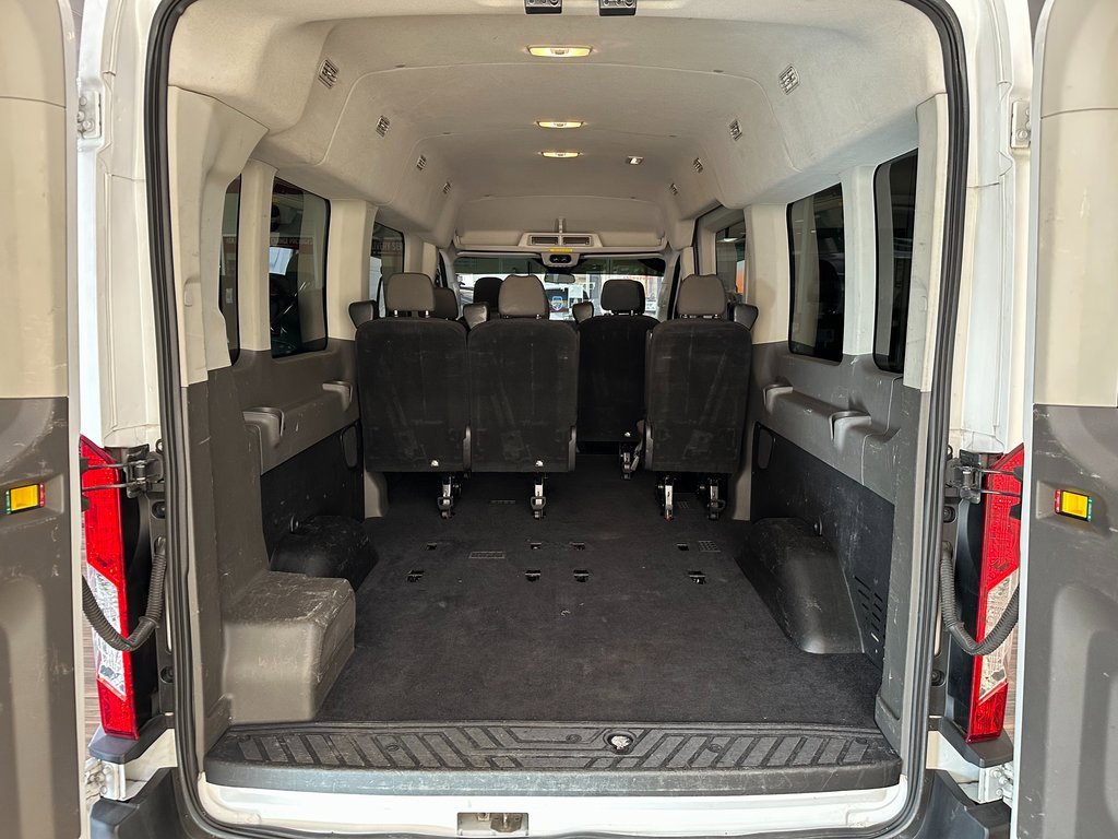 Used 2020 Ford Transit 350 XLT image 35