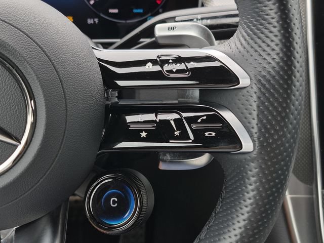Certified 2025 Mercedes-Benz GLC 43 AMG 4MATIC image 27