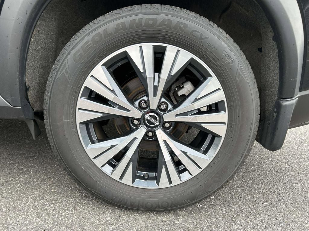 Used 2023 Nissan Rogue SV w/ SV Premium B Package AWD/4WD image 30