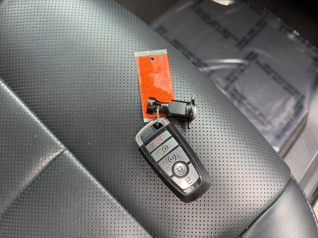 Used 2024 Ford Expedition Max XLT image 34