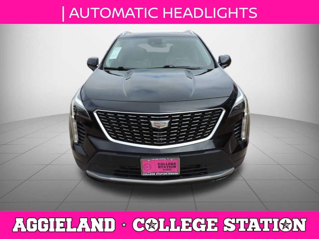 Used 2019 Cadillac XT4 Premium Luxury w/ Cold Weather Package FWD image 10