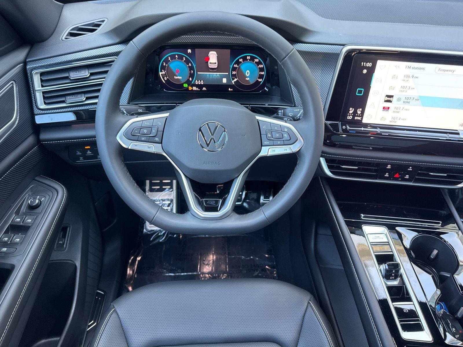 New 2026 Volkswagen Atlas Cross Sport SEL R-Line AWD/4WD image 13