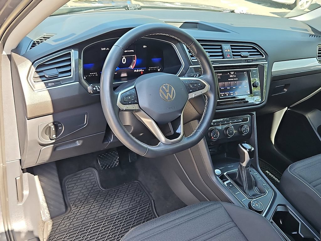 Certified 2024 Volkswagen Tiguan S AWD/4WD image 25