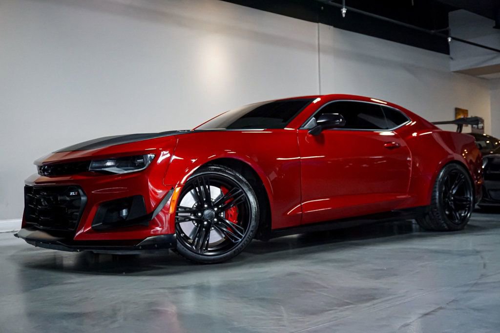 Used 2021 Chevrolet Camaro ZL1 image 1