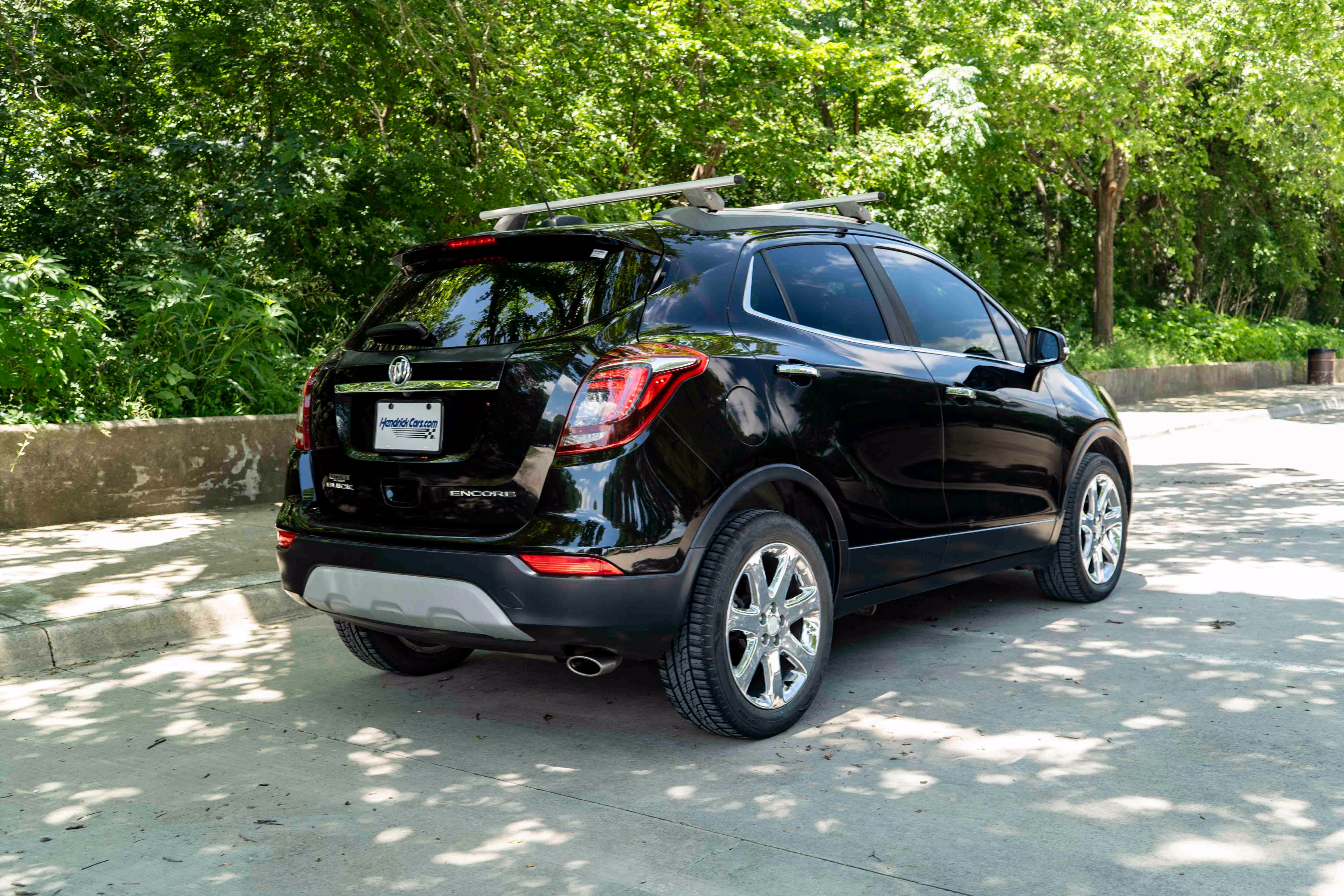 Used 2018 Buick Encore Preferred w/ Experience Buick Package FWD image 9