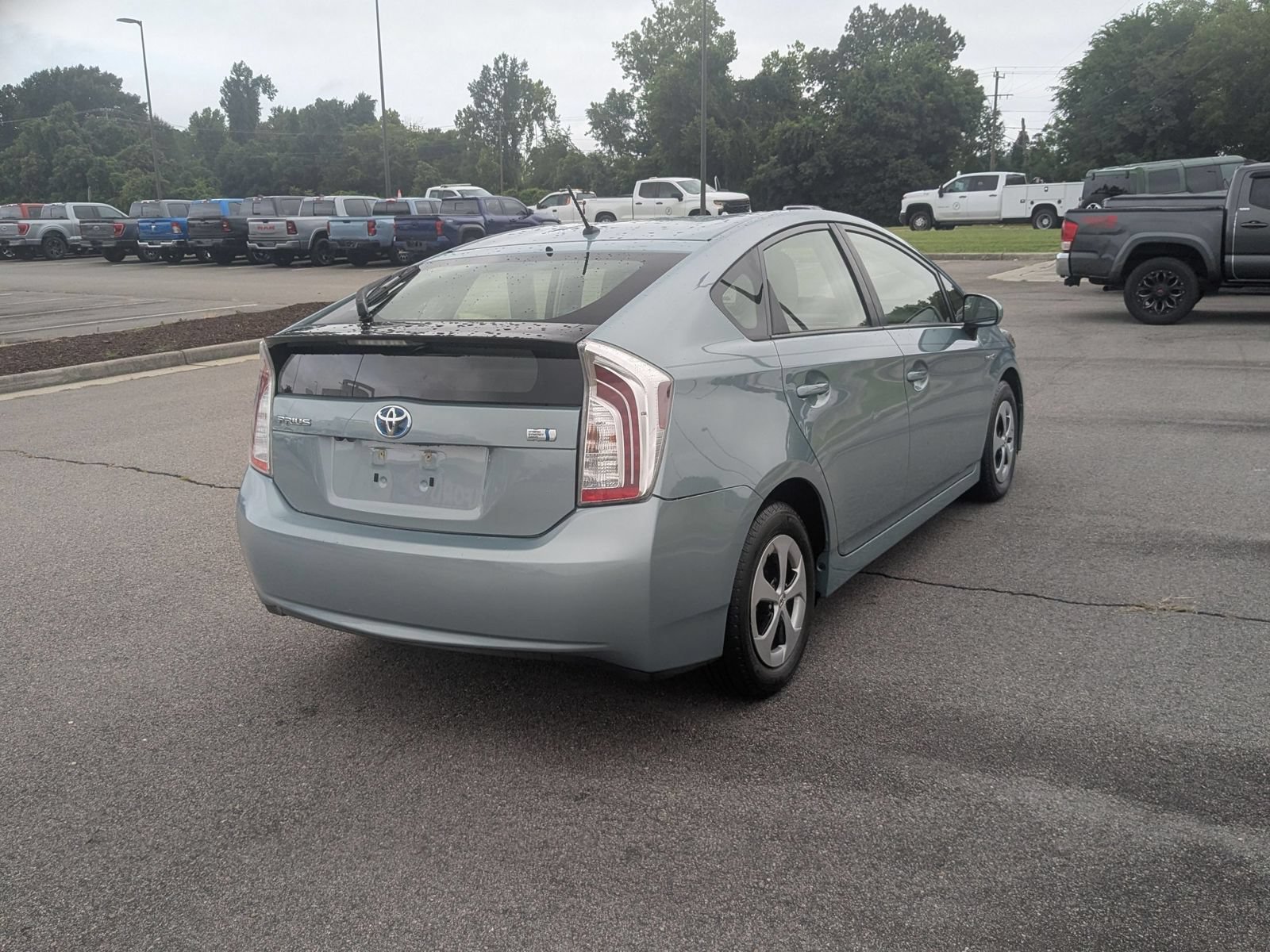 Used 2015 Toyota Prius Two FWD image 3