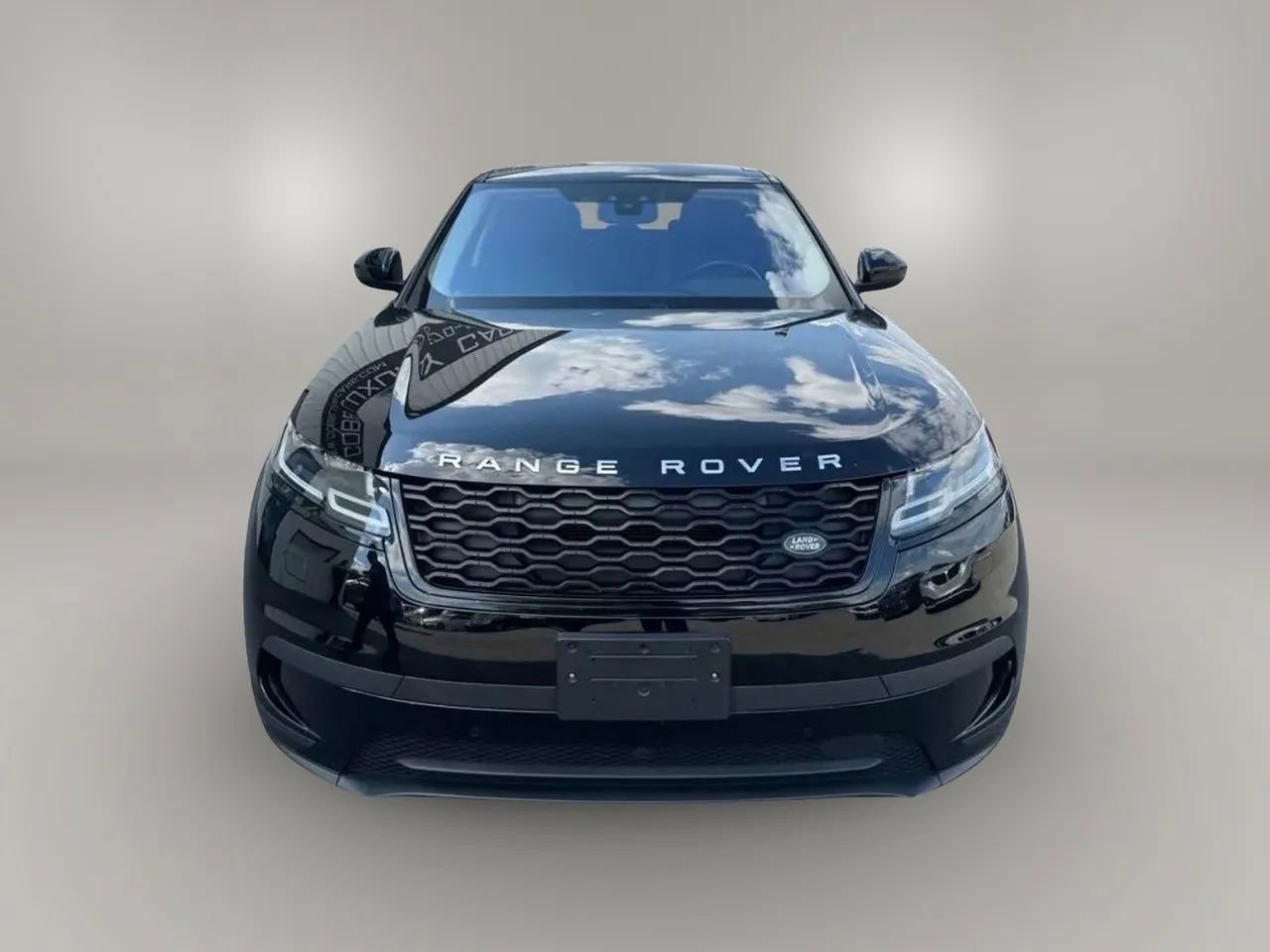 Used 2019 Land Rover Range Rover Velar S AWD/4WD image 3
