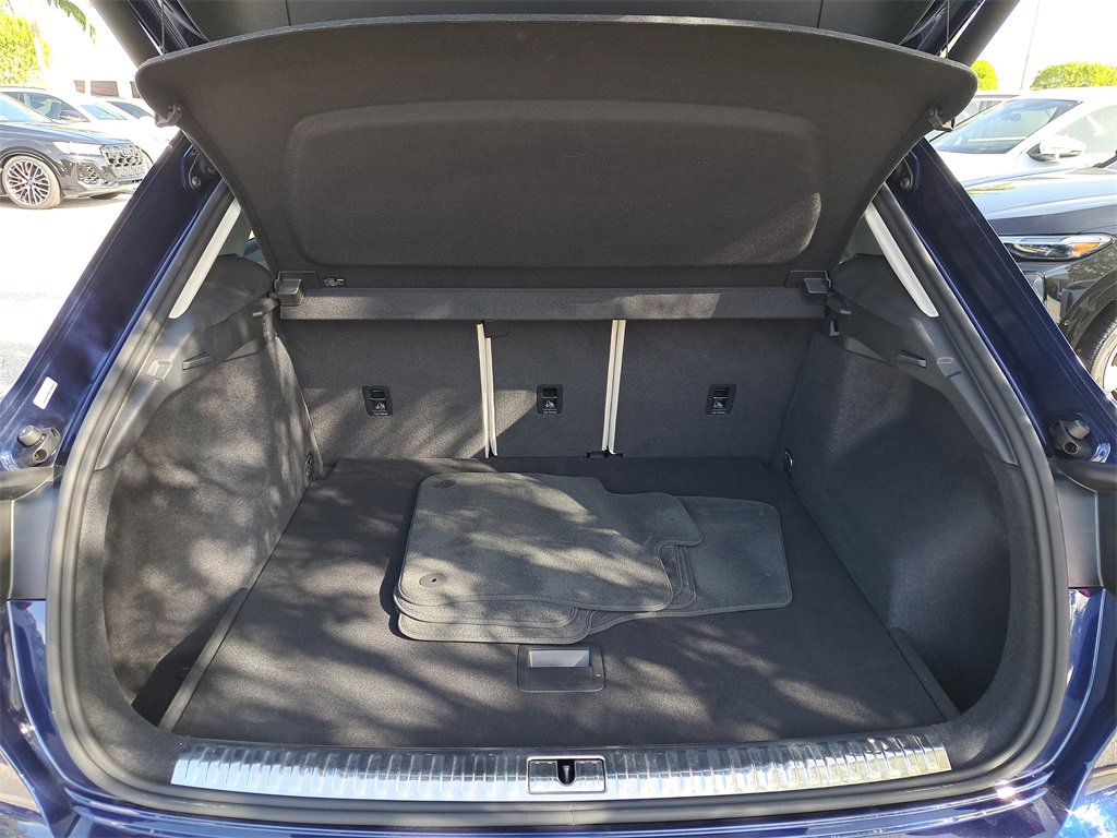 Certified 2023 Audi Q3 2.0T Premium w/ Convenience Package image 31