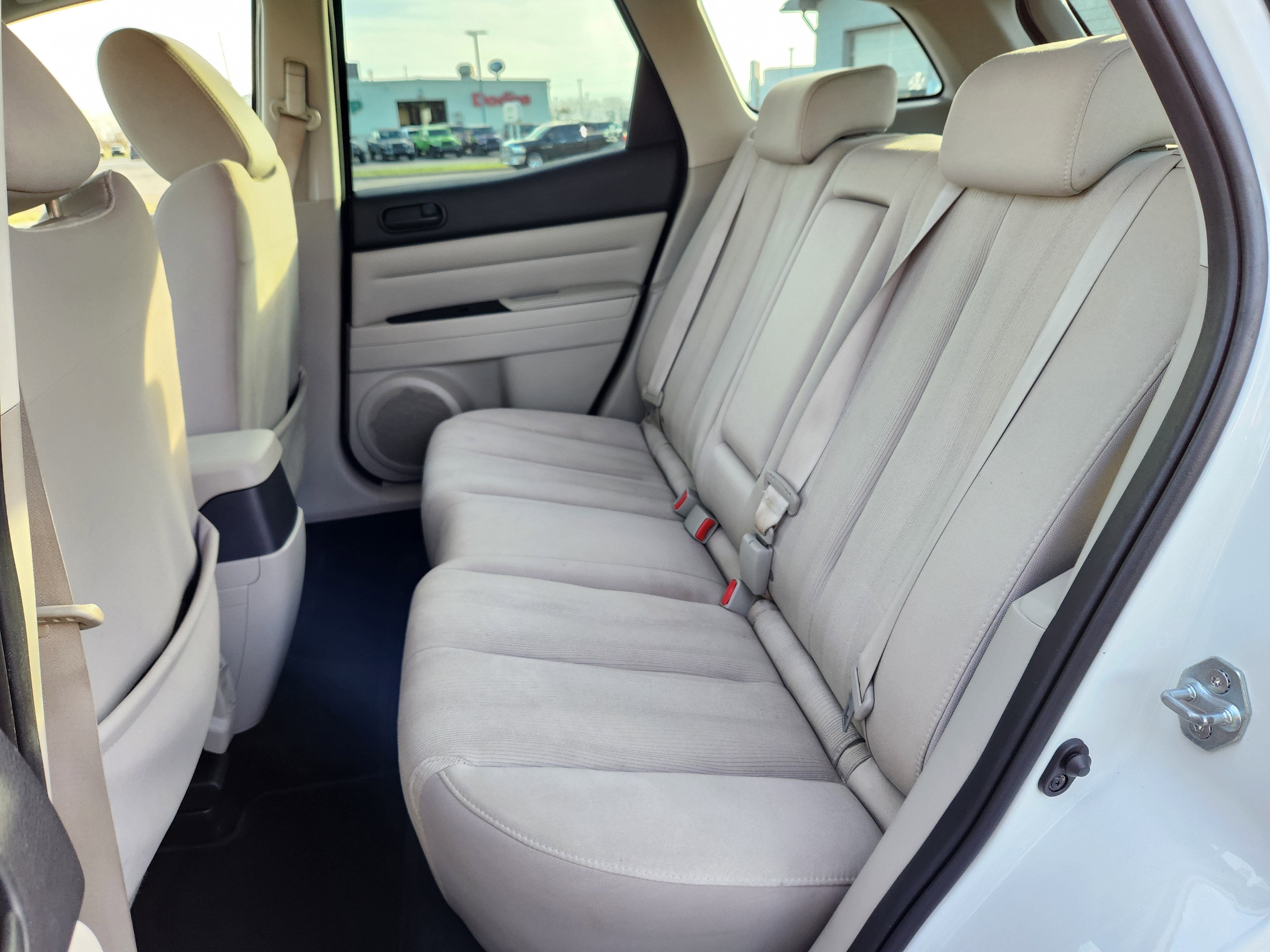 Used 2012 MAZDA CX-7 i Sport w/ Convenience Pkg FWD image 11